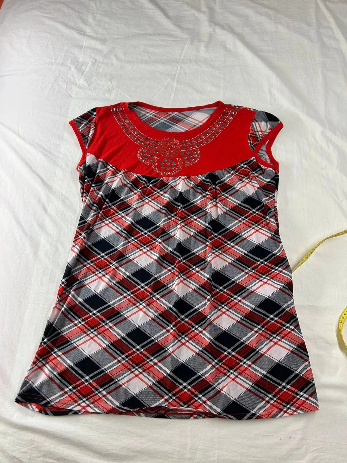 Robe d’été courte à carreaux rouge vintage